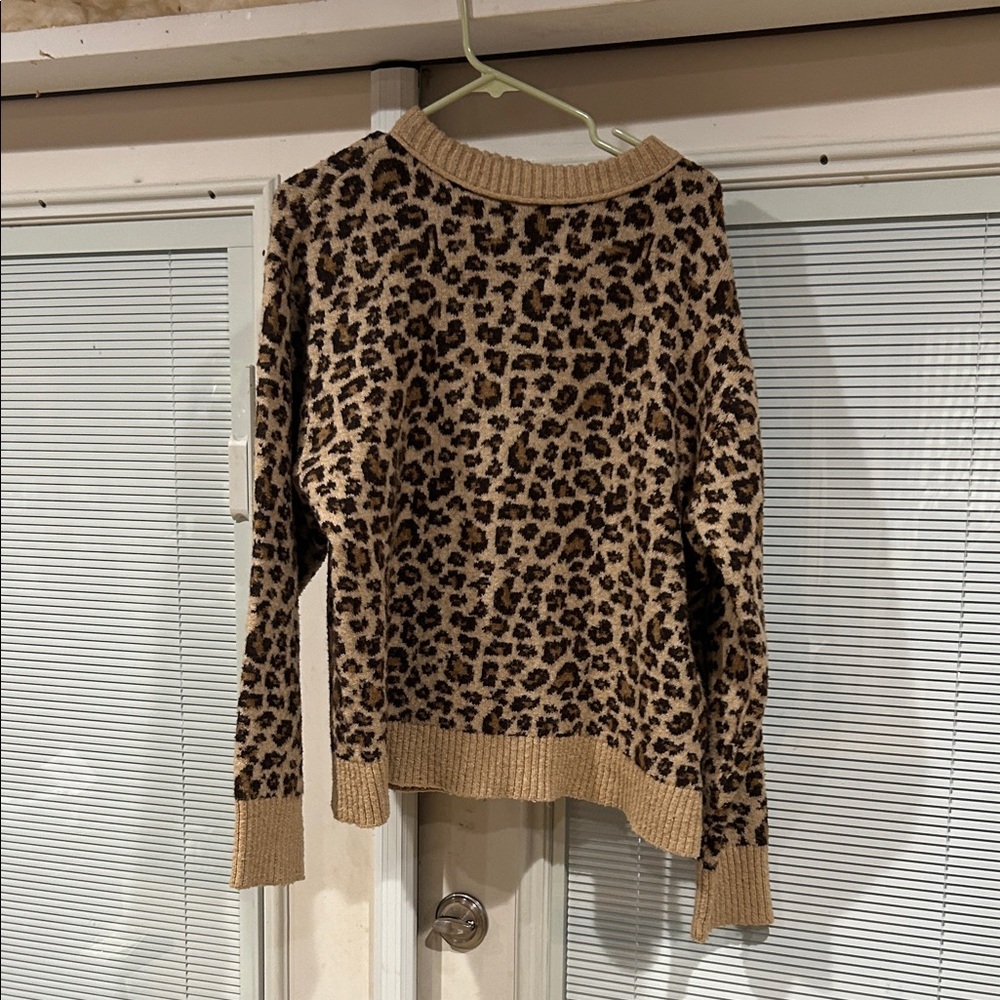 American Eagle Outfitters Leopard-Print Crewneck Sweater - Tan, Black